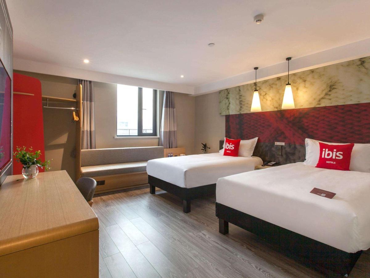 Ibis Wuhan Hubu Alley Hotel Экстерьер фото