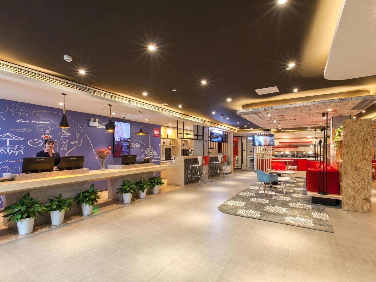Ibis Wuhan Hubu Alley Hotel Экстерьер фото