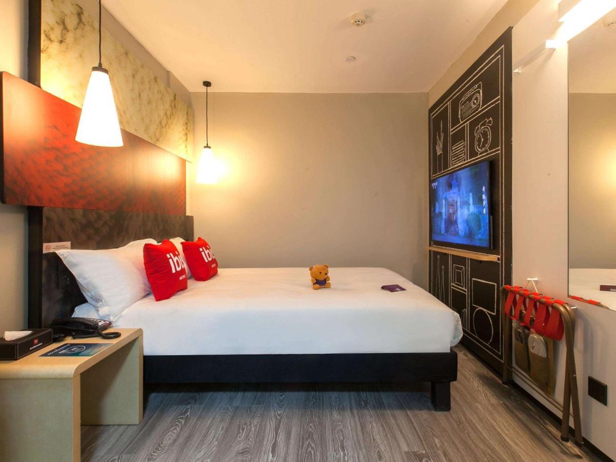 Ibis Wuhan Hubu Alley Hotel Экстерьер фото