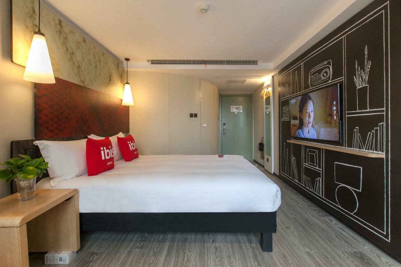 Ibis Wuhan Hubu Alley Hotel Экстерьер фото
