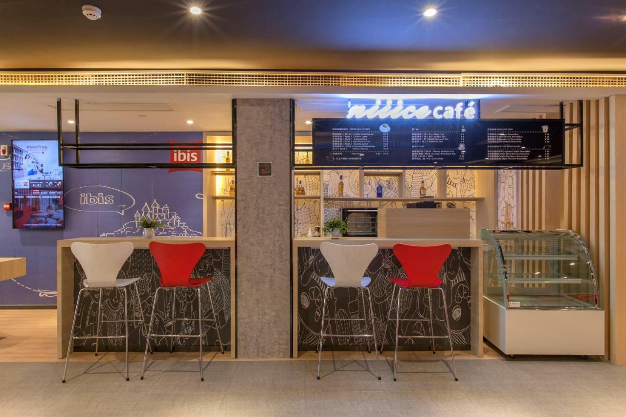 Ibis Wuhan Hubu Alley Hotel Экстерьер фото